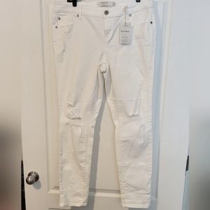 Women's Torrid 12R white BOYFRIEND Denims